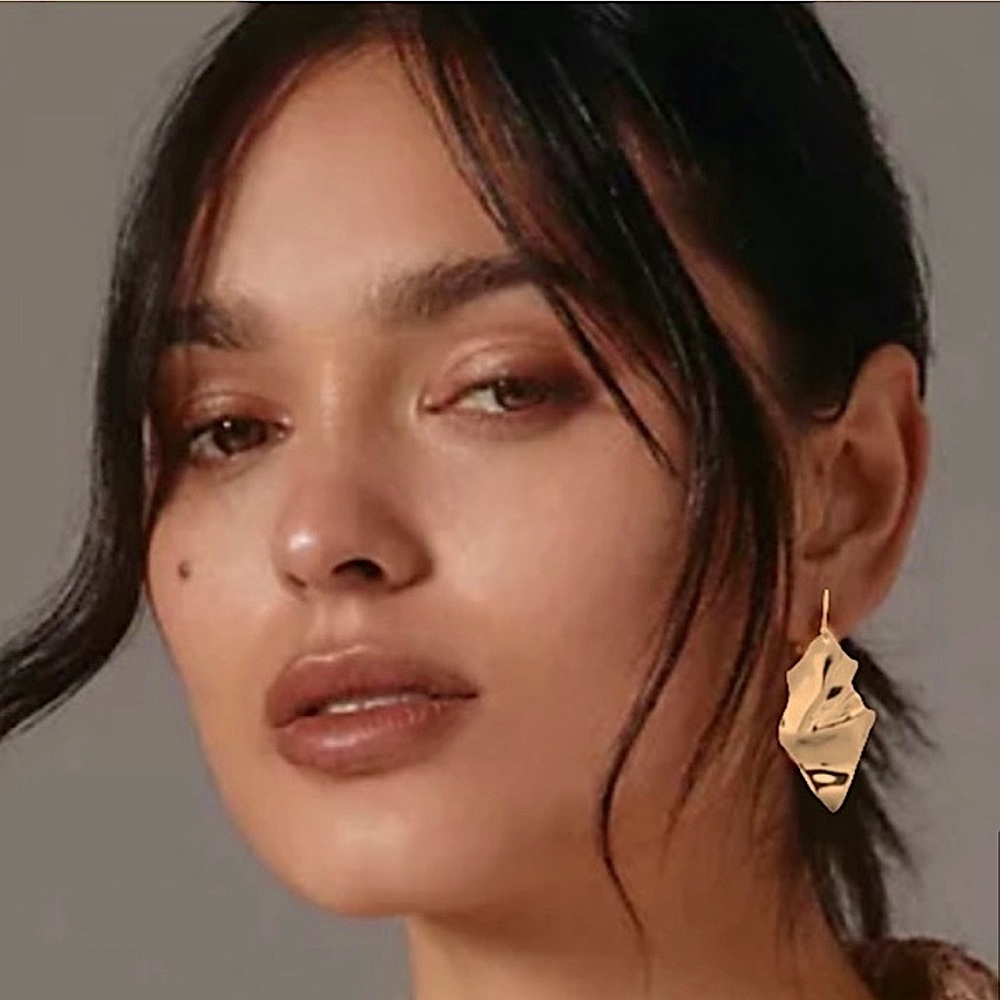 ALEXIS BITTAR Gold Crumpled Wire Drop Earrings - Picture 6 of 13
